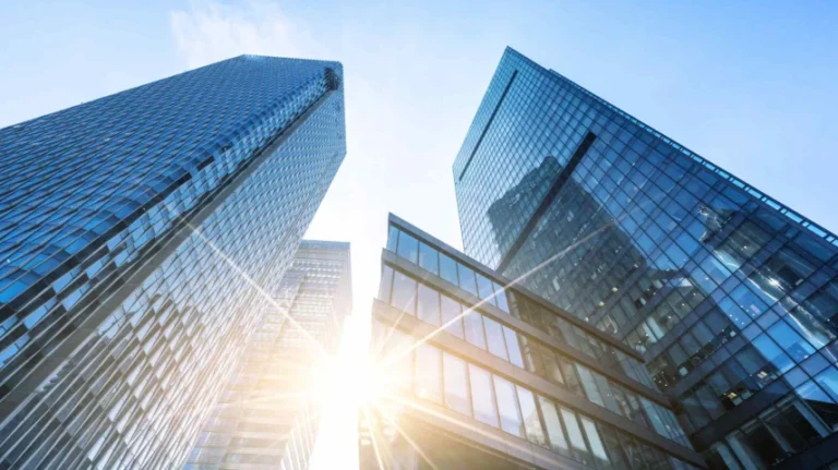 AustralianSuper Invests £500M in UK Rentals