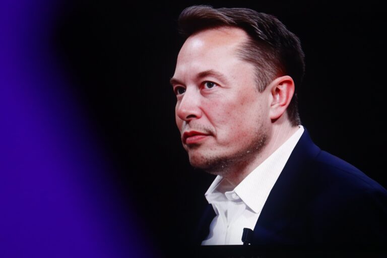Musk settles multimillion-dollar severance case with former Twitter executives