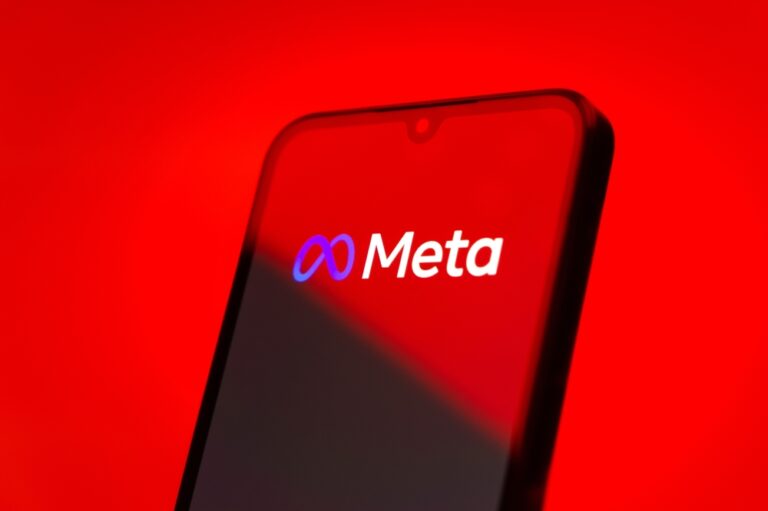 Australia Forces Meta to Block Under-16s on Major Platforms